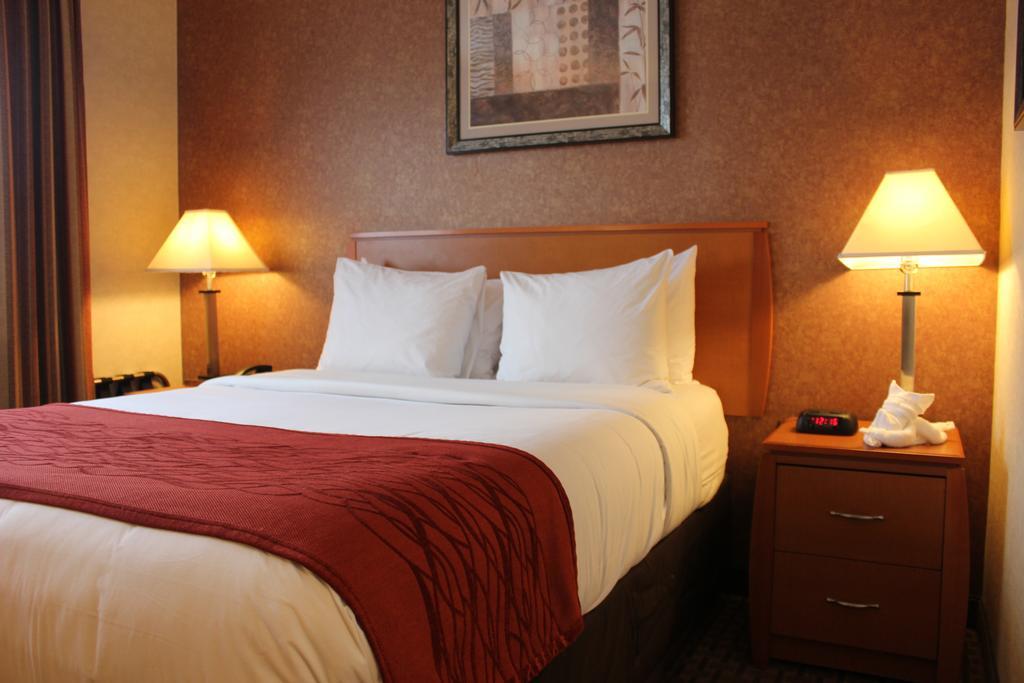 Bellerose Inn Hotel 2*